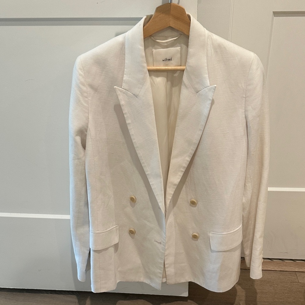 Wilfred White Linen Double-Breasted Blazer